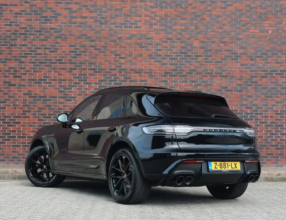 Main__Slider__Photo:Porsche Macan GTS | SportDesign - Sport Chrono - Pano 01/2023-1