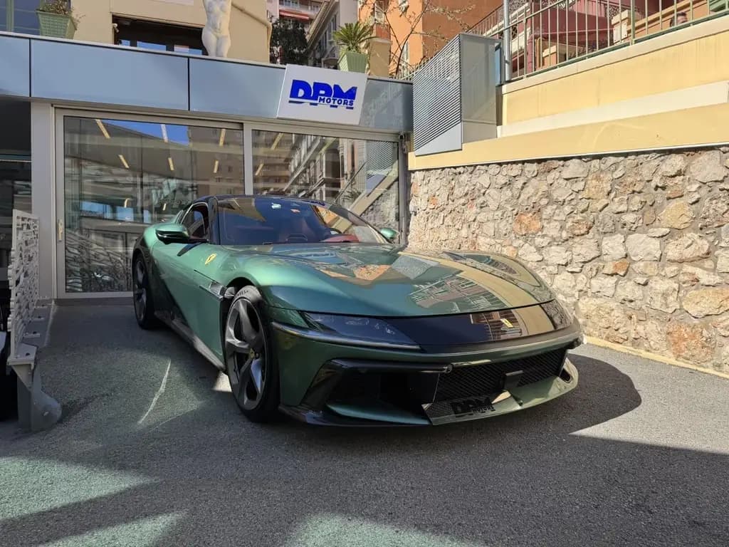Main__Slider__Photo:Ferrari 12Cilindri 05/2025-0