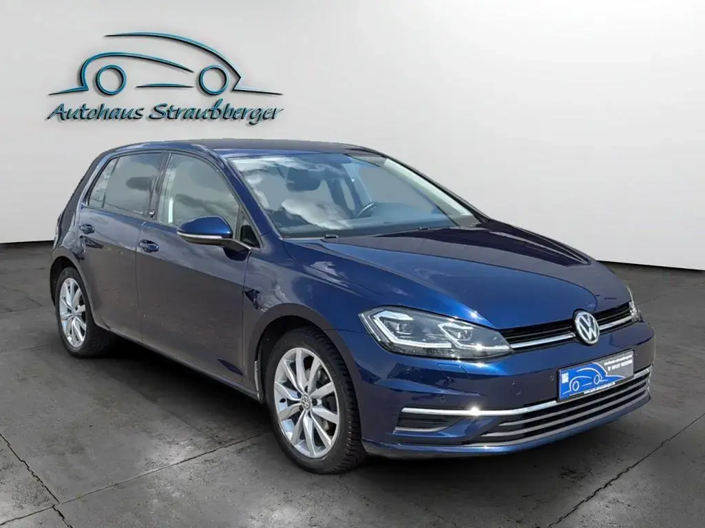 Main__Slider__Photo:Volkswagen Golf VII Lim. Sound 11/2017-1