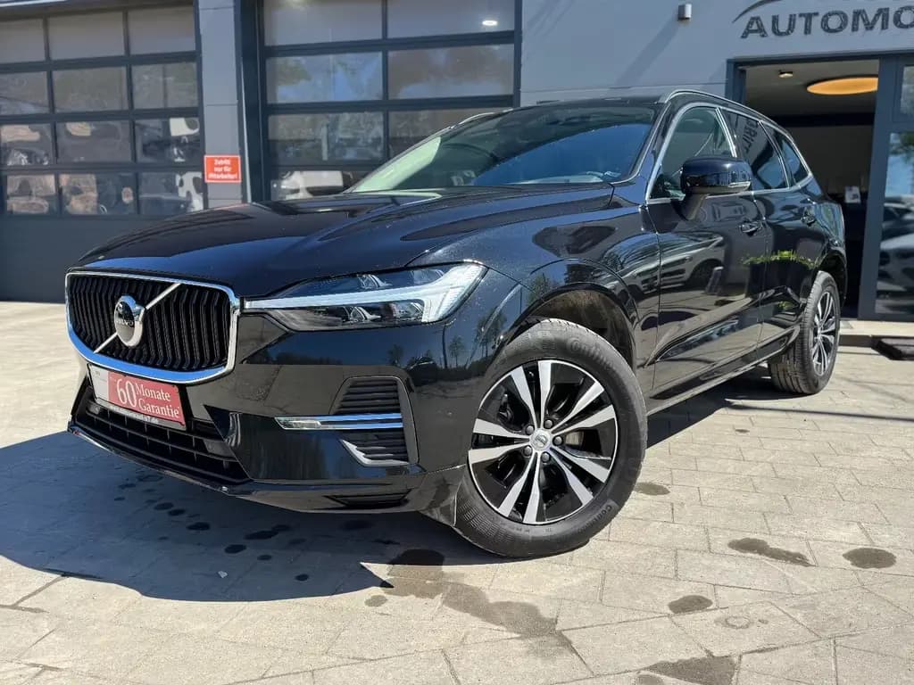 Main__Slider__Photo:Volvo XC 60 Momentum Pro *LEDER* 05/2022-0