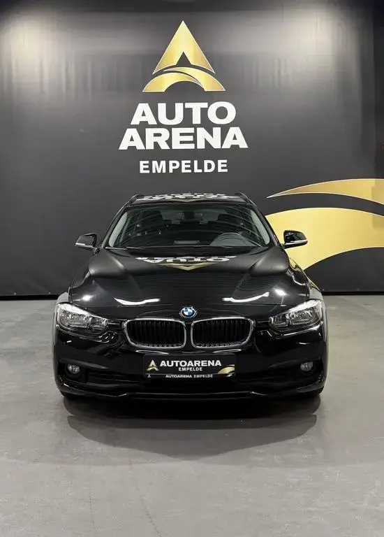 Main__Slider__Photo:BMW 3 Series 320d Touring *Autom*Navi*Keyless*PDC* 06/2017-1