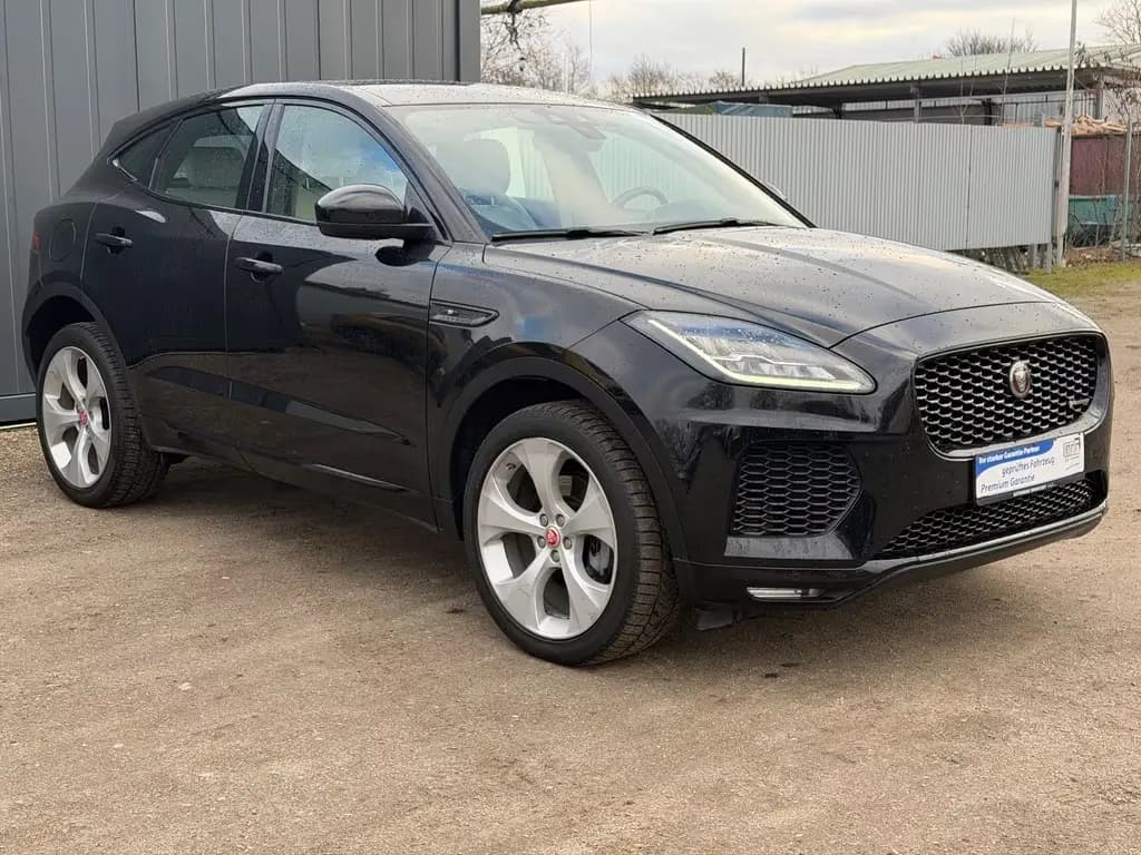 Main__Slider__Photo:Jaguar E-Pace E-PACE R-Dynamic S AWD 12/2018-0