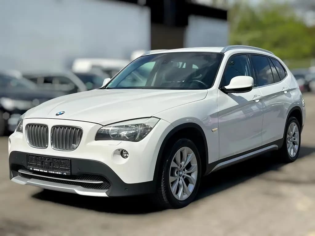 Main__Slider__Photo:BMW X1 28 i xDRIVE AUTOMATIK X LINE * KAMERA * NAVI 07/2011-0