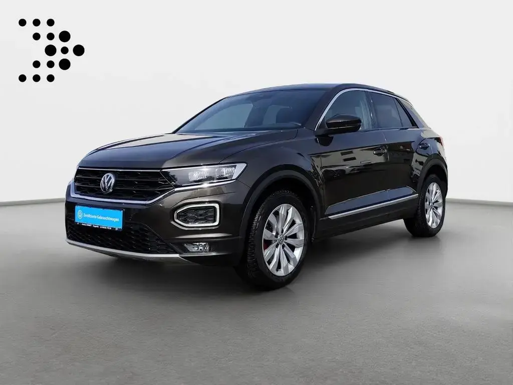 Main__Slider__Photo:Volkswagen T-Roc 1,5 TSI DSG Sport+AHK+LED+Navi 08/2019-1