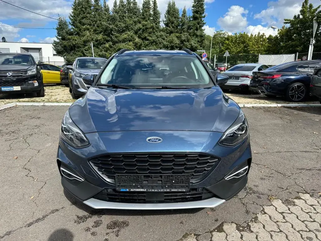 Main__Slider__Photo:Ford Focus Lim. Active Navi+LED Scheinwerfer+Tempomat 05/2020-1