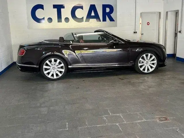 Main__Slider__Photo:Bentley Continental GTC V8S 12/2017-1