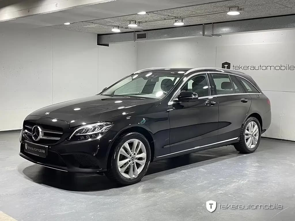 Main__Slider__Photo:Mercedes-Benz C-Class 180 T Avantgarde *Navi*Aut.*LED*CarPlay* 02/2019-0