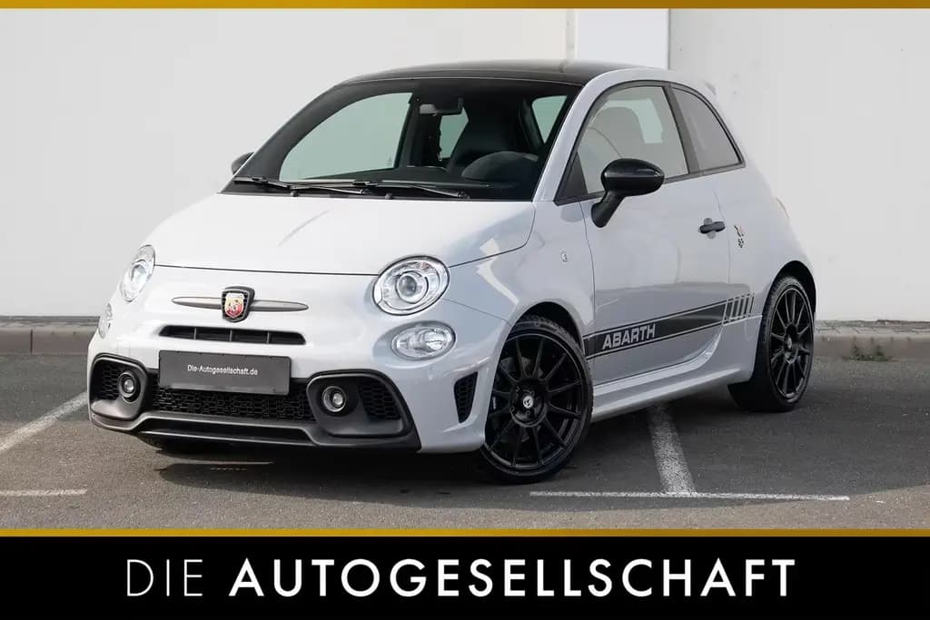 Main__Slider__Photo:Abarth 595 esseesse *BI-XENON*PANO*AKRAPOVIC*1.HD* 05/2022-0