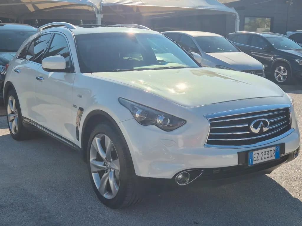 Main__Slider__Photo:Infiniti QX70 3.0 diesel V6 AT S Premium 04/2015-0