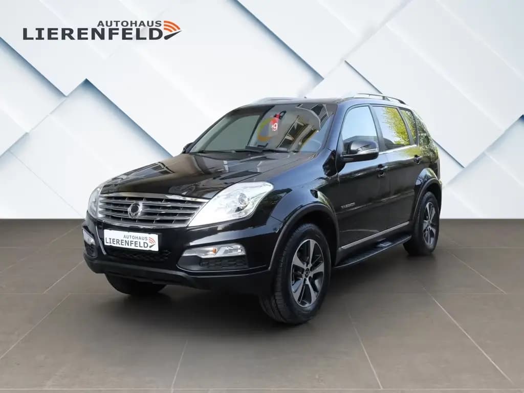 Main__Slider__Photo:Ssangyong REXTON 2.0 TD Sapphire 4x4 7 Sitze AHK 08/2015-0
