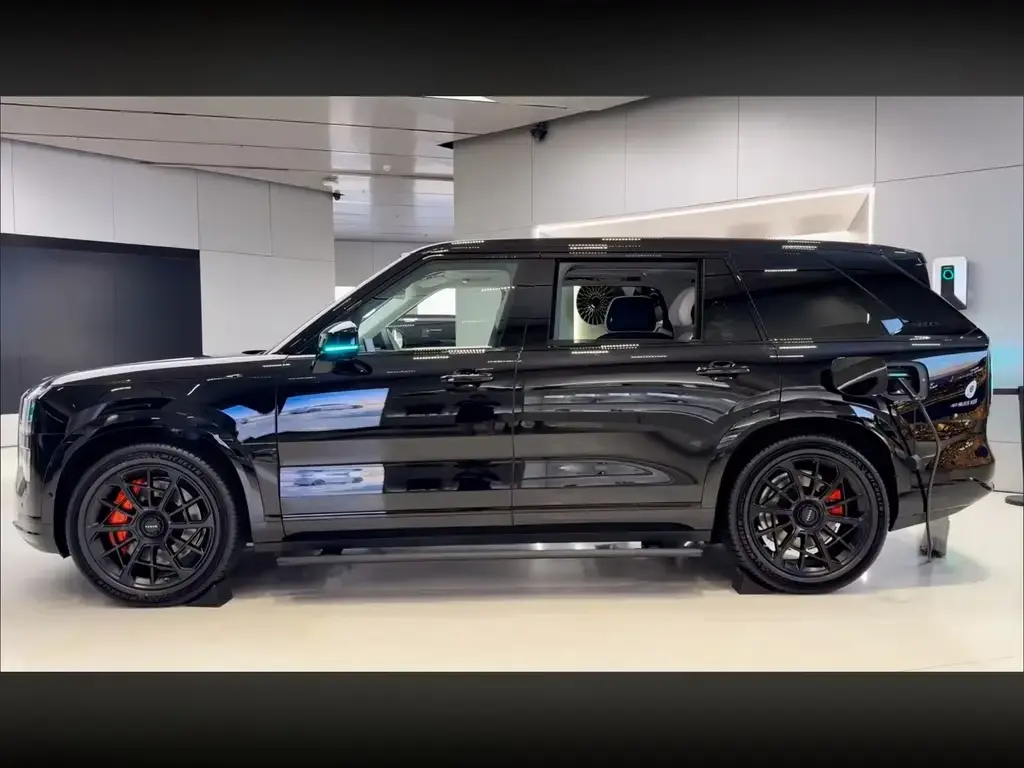 Main__Slider__Photo:Zeekr Other 9X Ultra 70 kWh 898 HP Black Edition FULL 04/2026-1