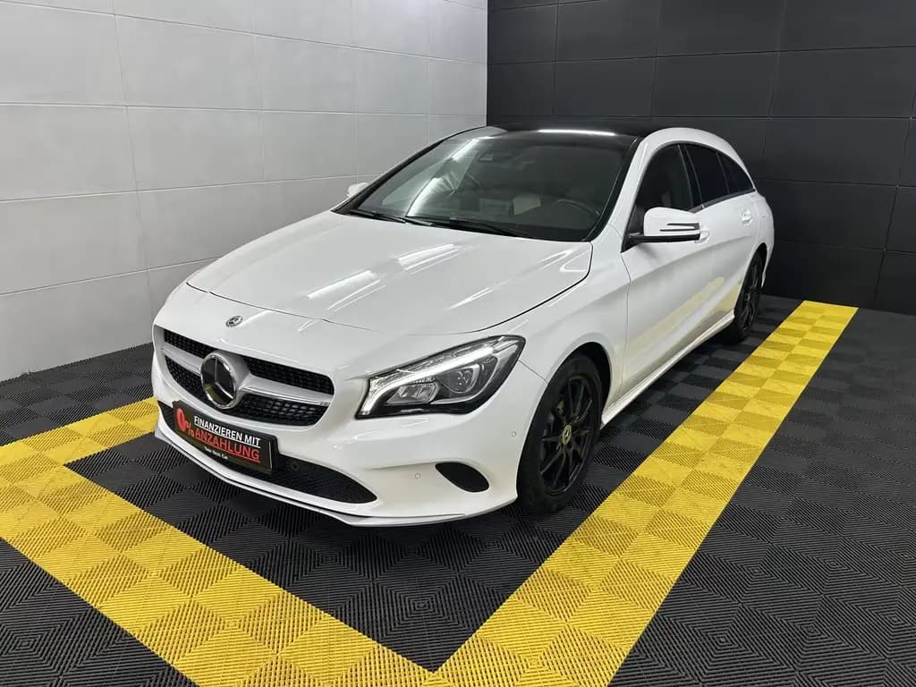 Main__Slider__Photo:Mercedes-Benz CLA-Class 220 Shooting Brake 4Matic ACC+LED+Leder+SHZ 04/2018-0