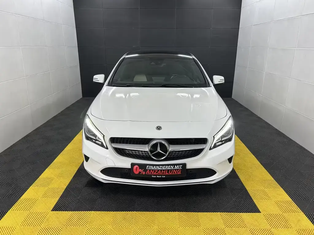 Main__Slider__Photo:Mercedes-Benz CLA-Class 220 Shooting Brake 4Matic ACC+LED+Leder+SHZ 04/2018-1