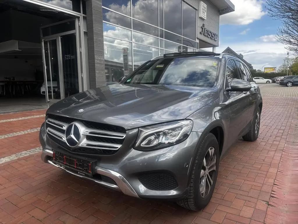 Main__Slider__Photo:Mercedes-Benz GLC-Class 250 d 4Matic LED Pano 360 AHK 09/2016-0