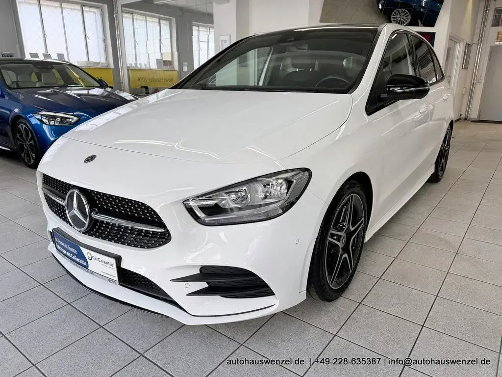 Main__Slider__Photo:Mercedes-Benz B 180 AMG LINE 6-Gang - nur 43 tkm - PANORAMA 09/2020-1