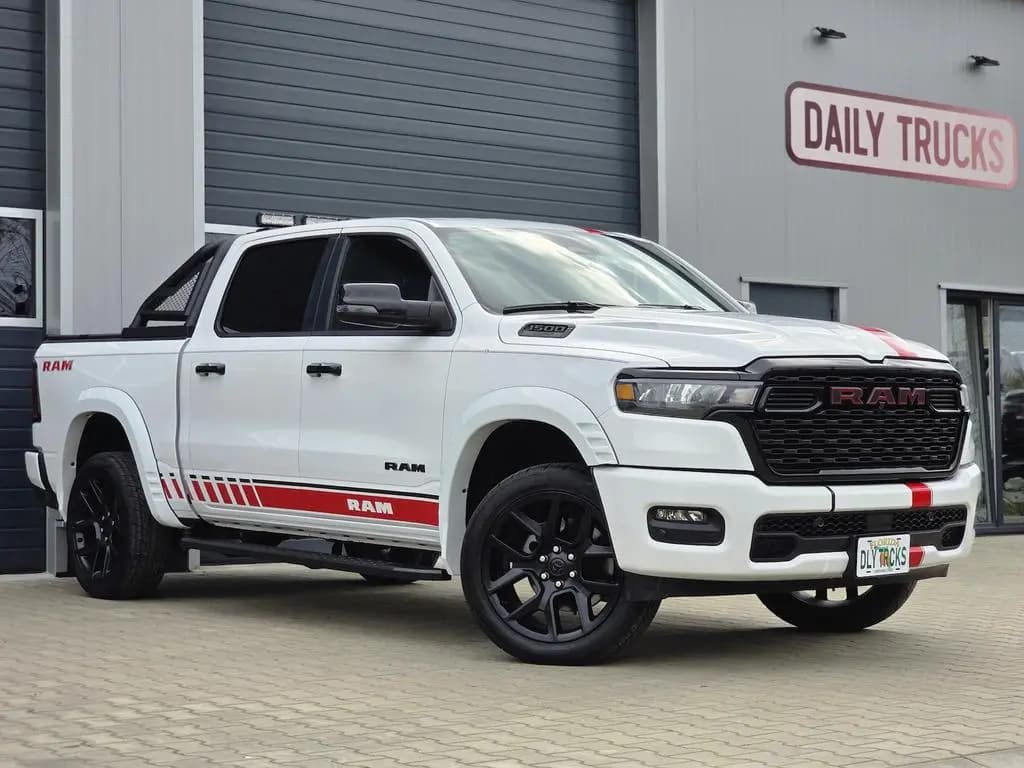 Main__Slider__Photo:Dodge RAM 1500 3.0T 4x4 Bighorn Night Kamera LED PDC 09/2024-0