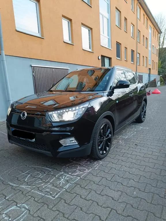 Main__Slider__Photo:Ssangyong Tivoli 1.6 e-XDi 160 SAPPHIRE 2WD 09/2018-0