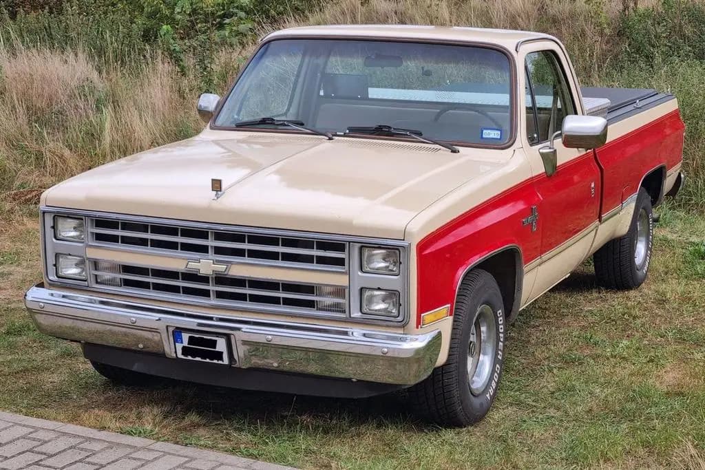 Main__Slider__Photo:Chevrolet C10 Silverado 305 - 5.0L V8 Long... 01/1986-0