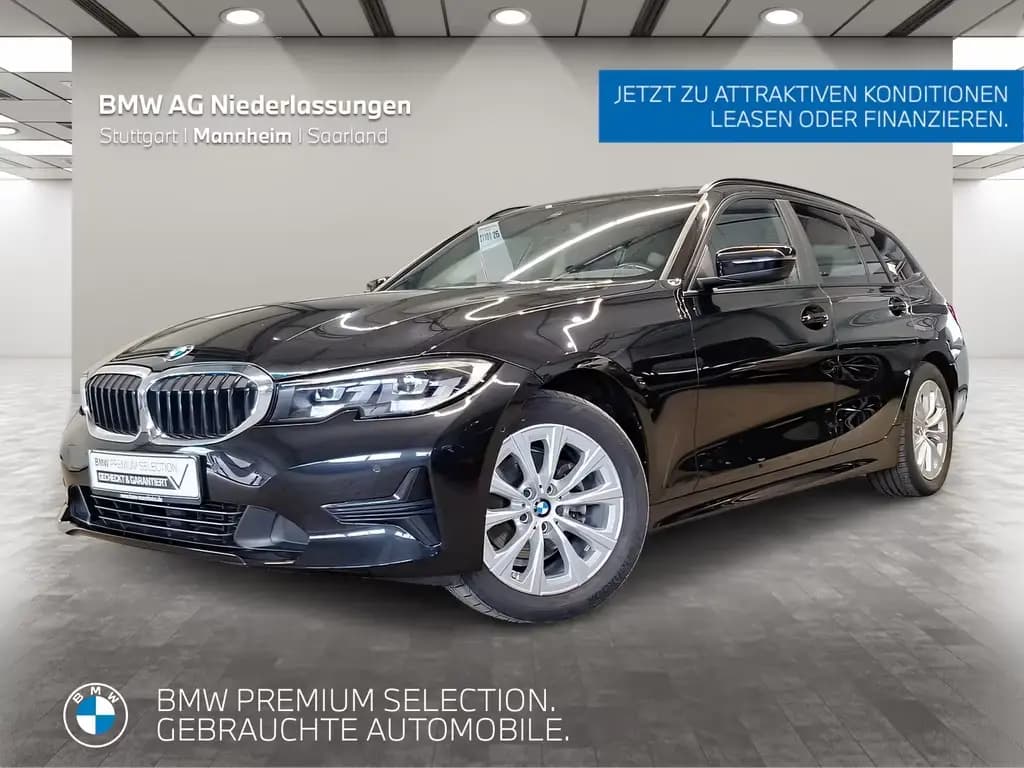 Main__Slider__Photo:BMW 320 d Touring LiveCockpitProf Kamera Driv.Assist 03/2022-0