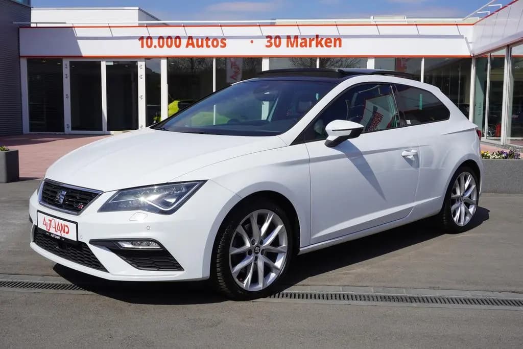 Main__Slider__Photo:Seat Leon SC 1.8 FR ACC FullLink Ambiente-Beleuchtung 06/2017-0