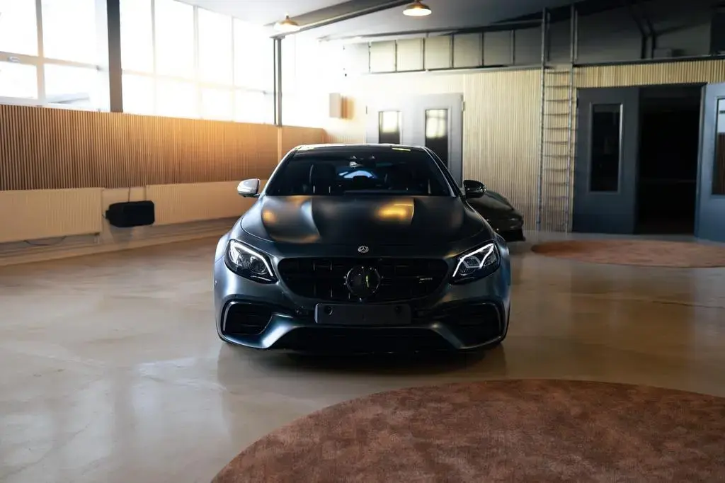 Main__Slider__Photo:Mercedes-Benz E-Class 63 AMG S | 4 Matic | 1000 PS+ | Burmester 01/2019-1