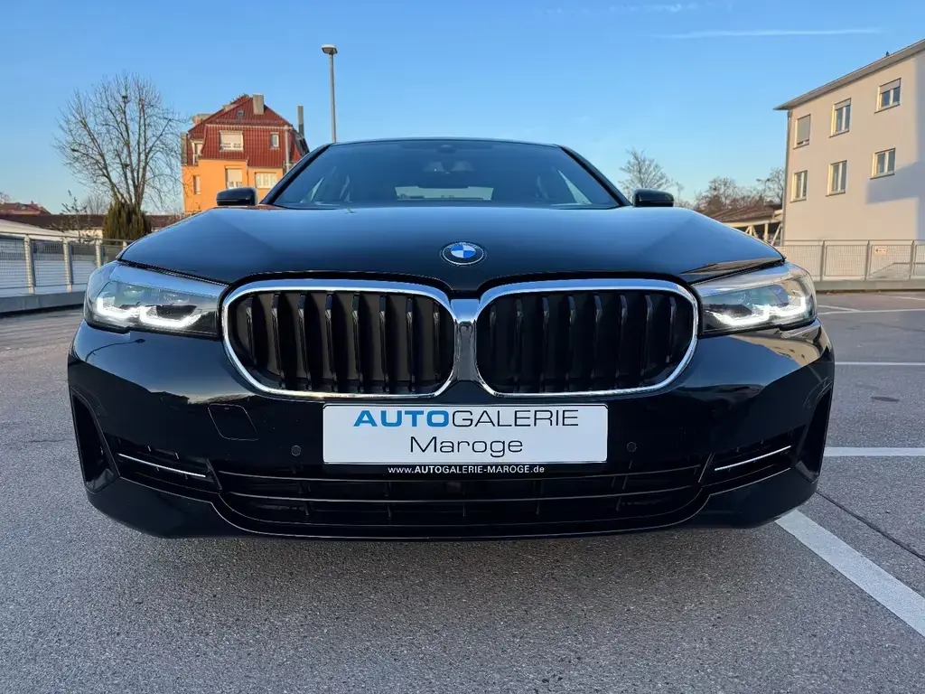 Main__Slider__Photo:BMW 5 Series 520 d Aut. AHK/LEDER/LED/NAVI/KAMERA/ALU 02/2022-1