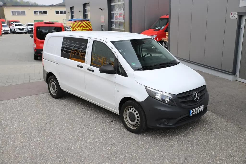 Main__Slider__Photo:Mercedes-Benz Vito 114 CDI 4x4 Kompakt Sortimo Automatik TOP 11/2017-0
