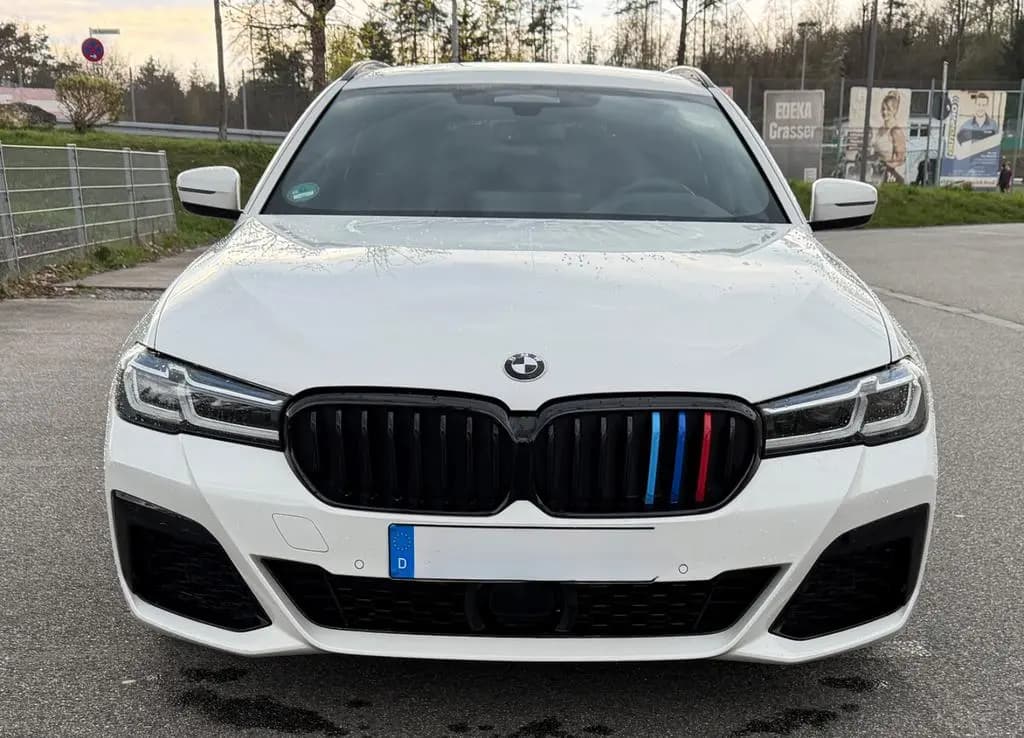 Main__Slider__Photo:BMW 5 Series 540d M-Paket Laser HUD Hifi AHK xDrive Touring 10/2021-0