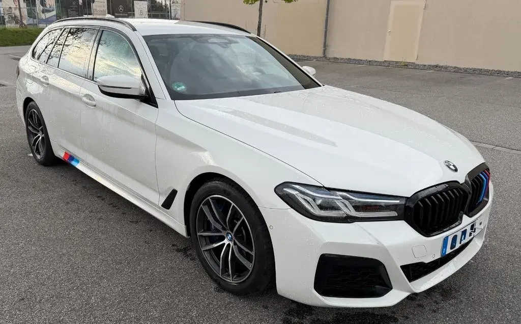 Main__Slider__Photo:BMW 5 Series 540d M-Paket Laser HUD Hifi AHK xDrive Touring 10/2021-1