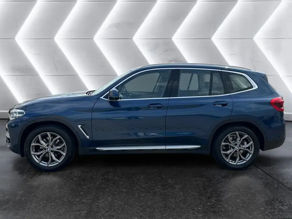 Main__Slider__Photo:BMW X3 xDrive20d A xLine Head-Up HiFi DAB LED WLAN 07/2018-1