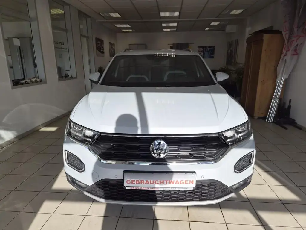 Main__Slider__Photo:Volkswagen T-Roc Sport 4Motion / LED / SCHECKHEFT 07/2018-1
