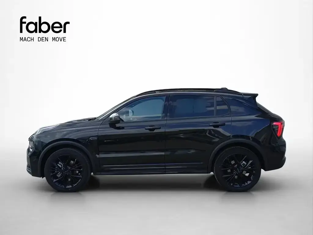 Main__Slider__Photo:Lynk&Co 01 More null-1