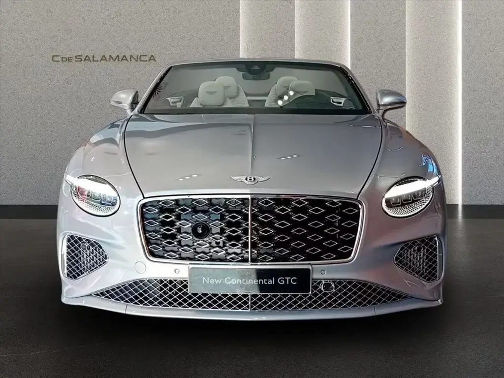 Main__Slider__Photo:Bentley Continental GTC Mulliner V8 PHEV null-1