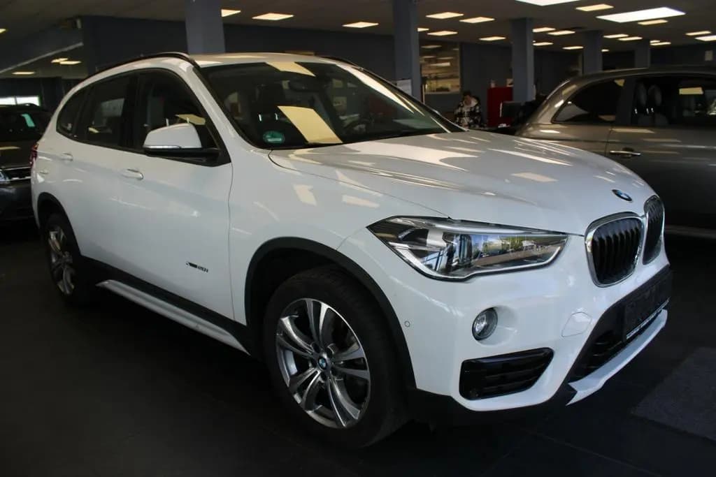 Main__Slider__Photo:BMW X1 xDrive20i Aut. Sport Line 09/2017-0