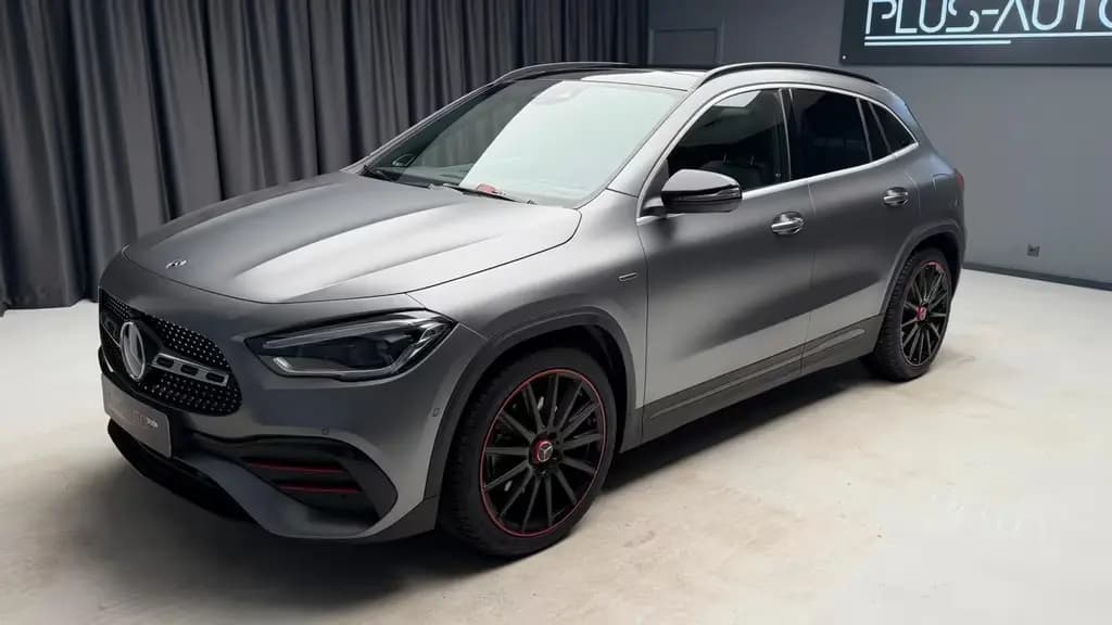 Main__Slider__Photo:Mercedes-Benz GLA 250 GLA GLA 250 4Matic Edition 1 12/2020-0