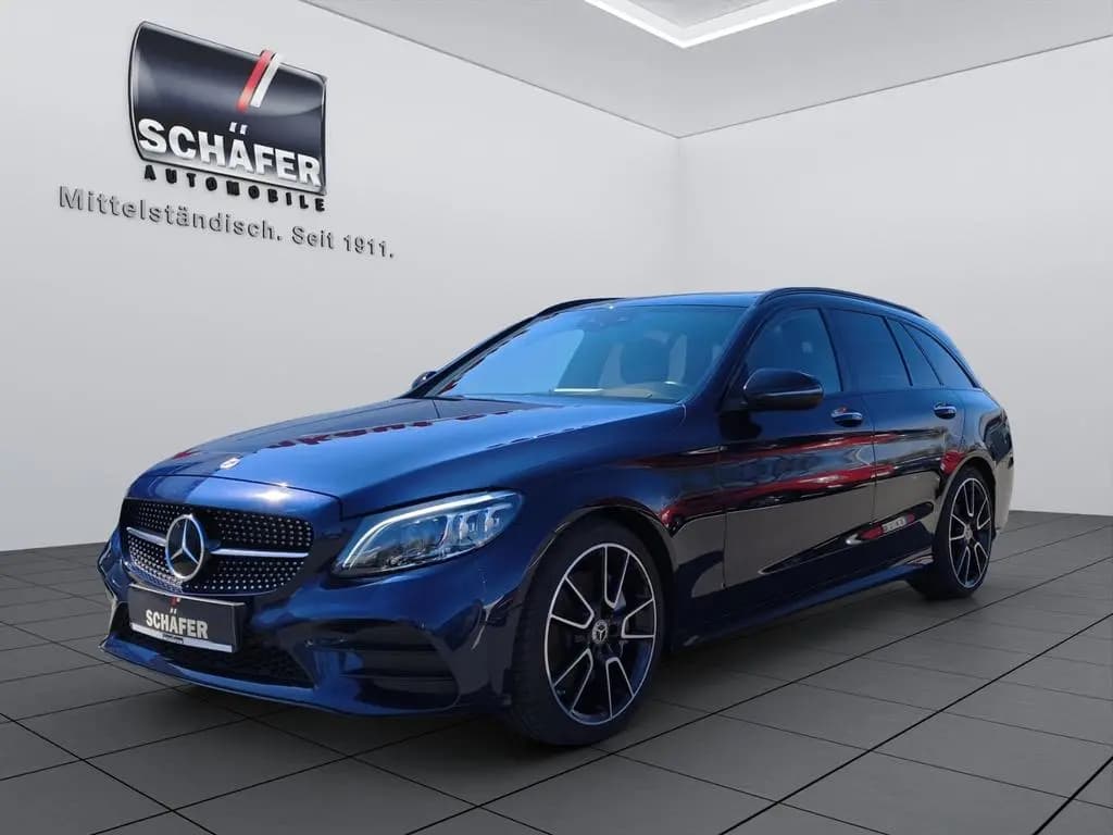 Main__Slider__Photo:Mercedes-Benz C-Class T-Modell 300 T Aut. AMG-Line/Std.-hzg./Pano/Mu 10/2019-0