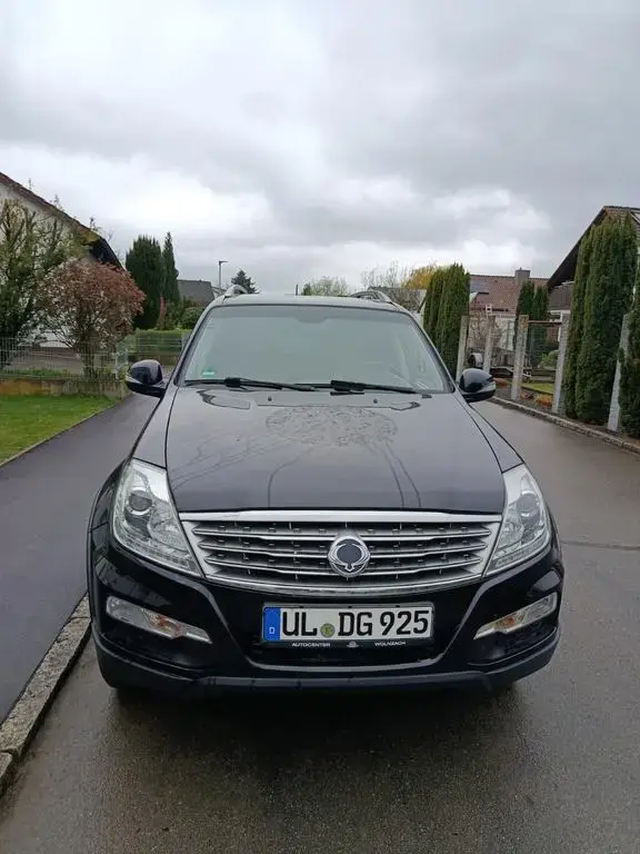 Main__Slider__Photo:Ssangyong Rexton 2.2 Diesel e-XDi 220 Executive 4WD Au... 02/2016-1