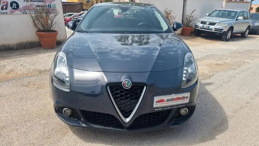 Main__Slider__Photo:Alfa Romeo Giulietta 1.6 JTDm 120 CV Business 07/2017-1