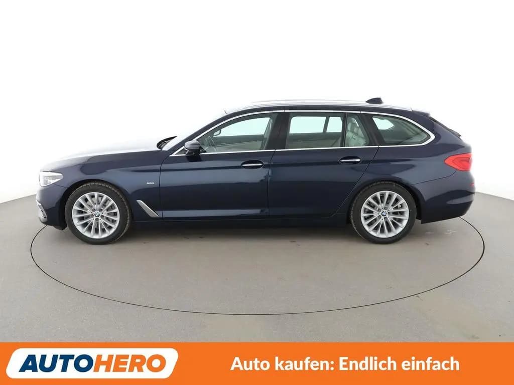 Main__Slider__Photo:BMW 5 Series 530i Luxury Line Aut.*NAV*HUD*ACC*360CAM*PDC 03/2018-0