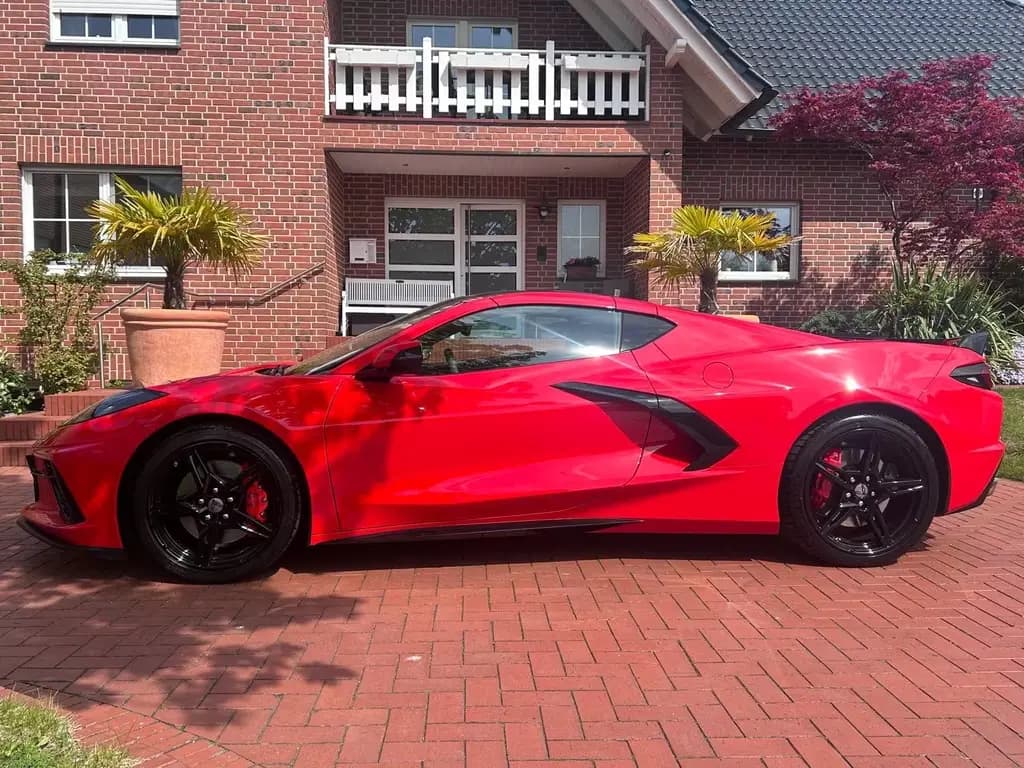 Main__Slider__Photo:Corvette C8 6.2 V8 Stingray 3LT Coupe/Targa Werksgarantie 03/2024-0