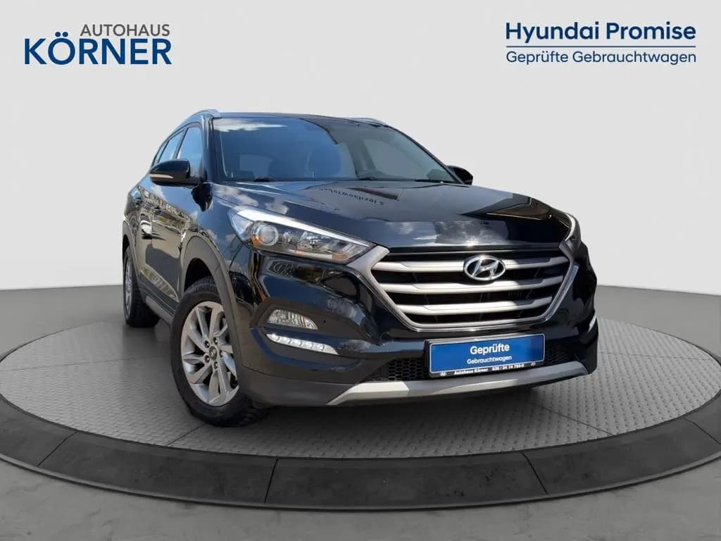 Main__Slider__Photo:Hyundai TUCSON TREND 1.6 T-GDI *ALLRAD*SITZHZG*KLIMA* 10/2016-0