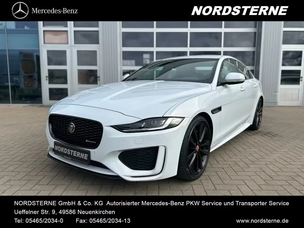 Main__Slider__Photo:Jaguar XE D180 R-Dynamic S AWD LED+KAMERA+ACC+LEDER 07/2019-0