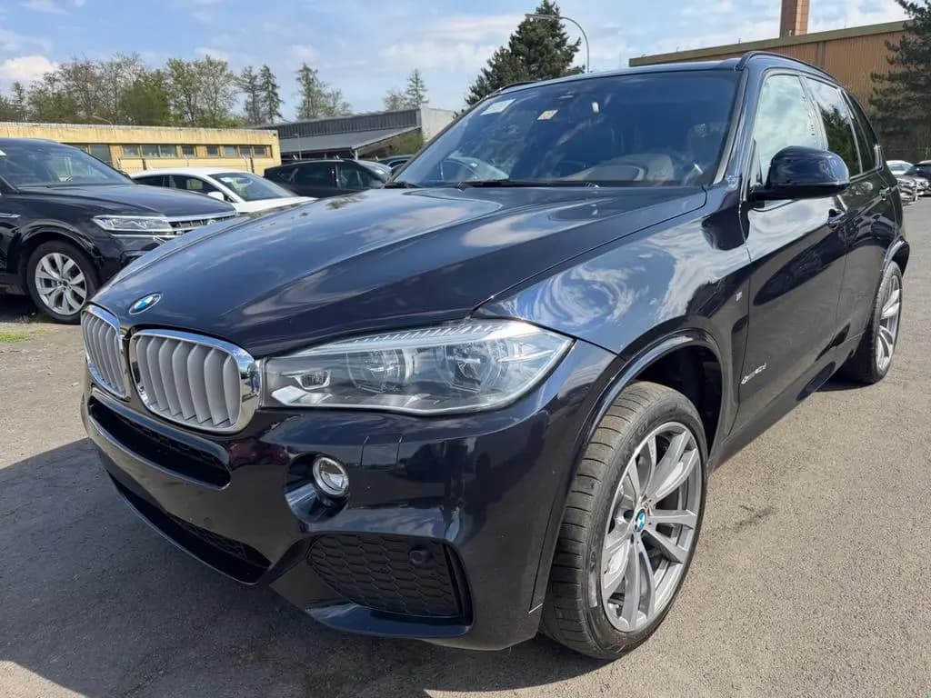 Main__Slider__Photo:BMW X5 xDrive 40d M Sport Pano Kamera Head Up AHK 09/2018-0