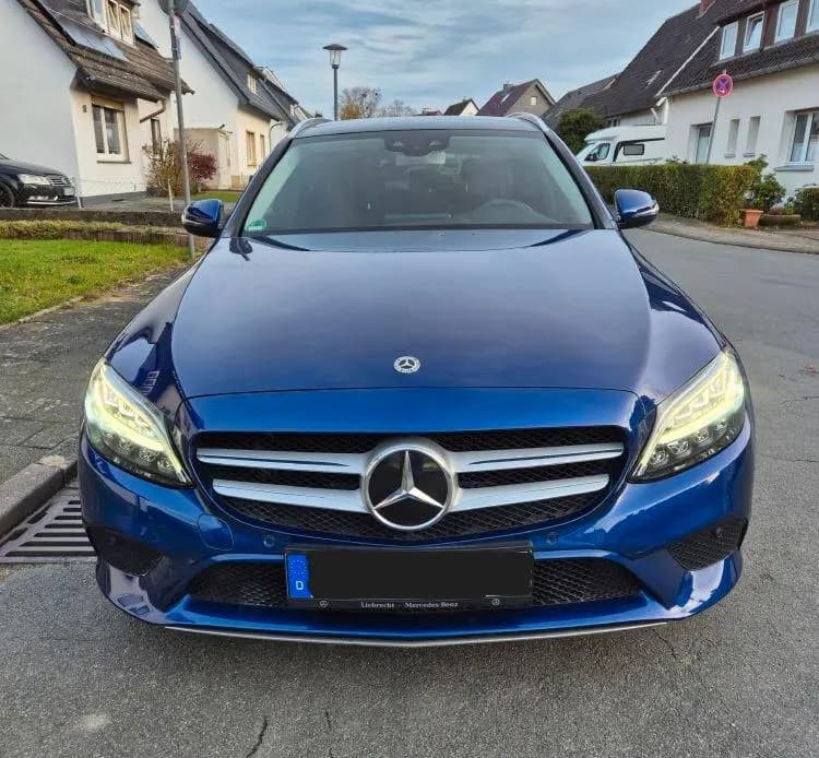 Main__Slider__Photo:Mercedes-Benz C-Class 220 d 4MATIC T-Modell Pano AHK Garantie 2028 02/2020-0
