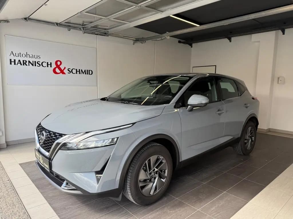 Main__Slider__Photo:Nissan Qashqai Acenta 360° Kamera Navi, Winterpaket. 03/2023-0