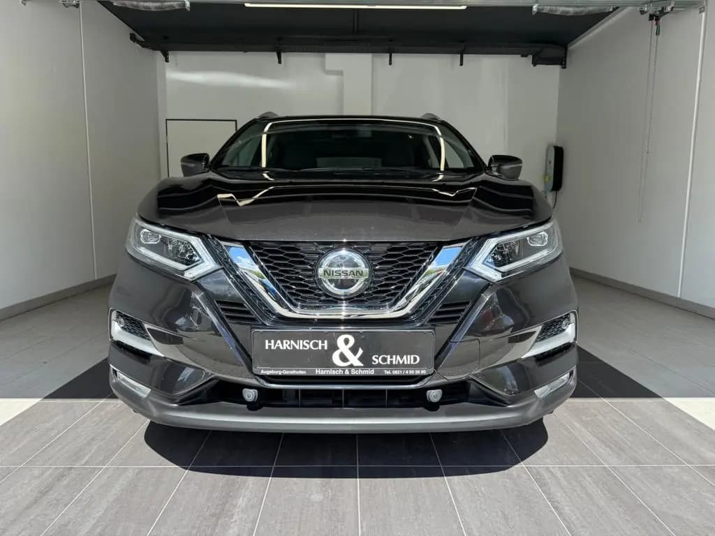 Main__Slider__Photo:Nissan Qashqai Tekna Safety-Shield-Paket 360° 05/2020-0