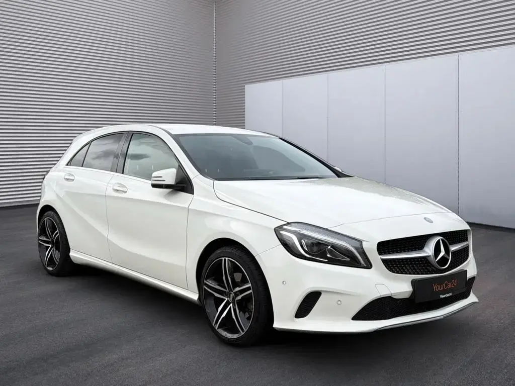 Main__Slider__Photo:Mercedes-Benz A-Class 180 BlueEfficiency *LED*NAVI*PARK-ASSIST*LEDER 06/2016-1