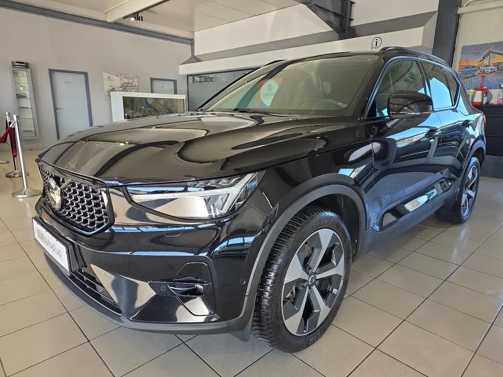 Main__Slider__Photo:Volvo XC40 B4 Ultimate Dark AWD ACC BLIS AHK 360° LED 03/2023-0