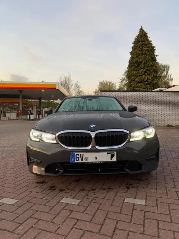 Main__Slider__Photo:BMW 3 Series 320d Sport Line Automatic 03/2019-0