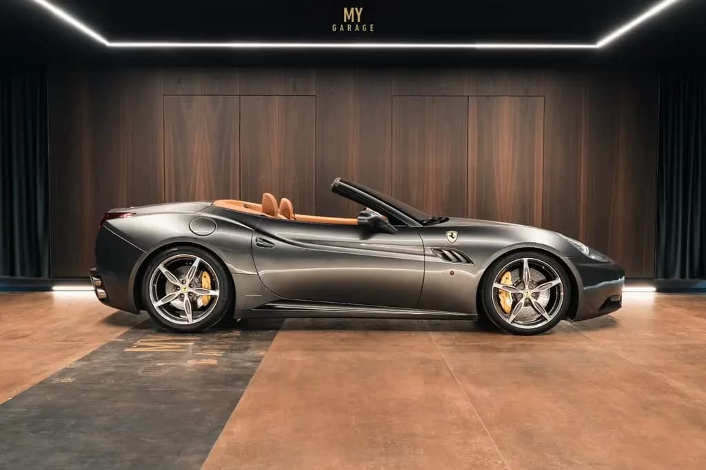 Main__Slider__Photo:Ferrari California 4.3 V8 4-Sitzer 07/2010-0